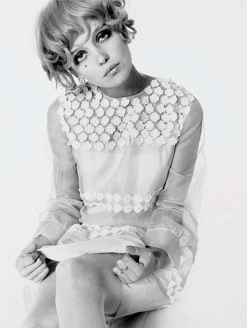 Donna Mitchell- mod model-in-SrtaJara