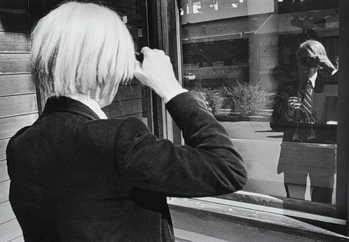 Warhol in the window - in SrtaJAra