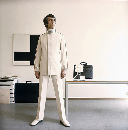 Wim-Crouwel-1969-tipografia-in-srtajara