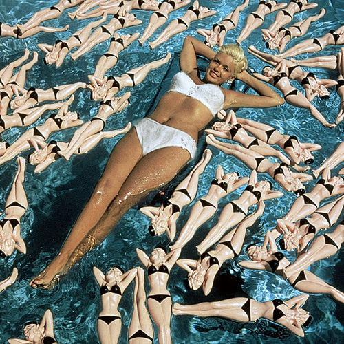 Jayne-Mansfield-pool-vintage-icon-0
