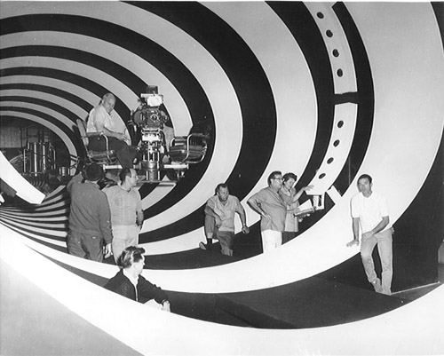 The-Time-Tunnel-the-60s-1